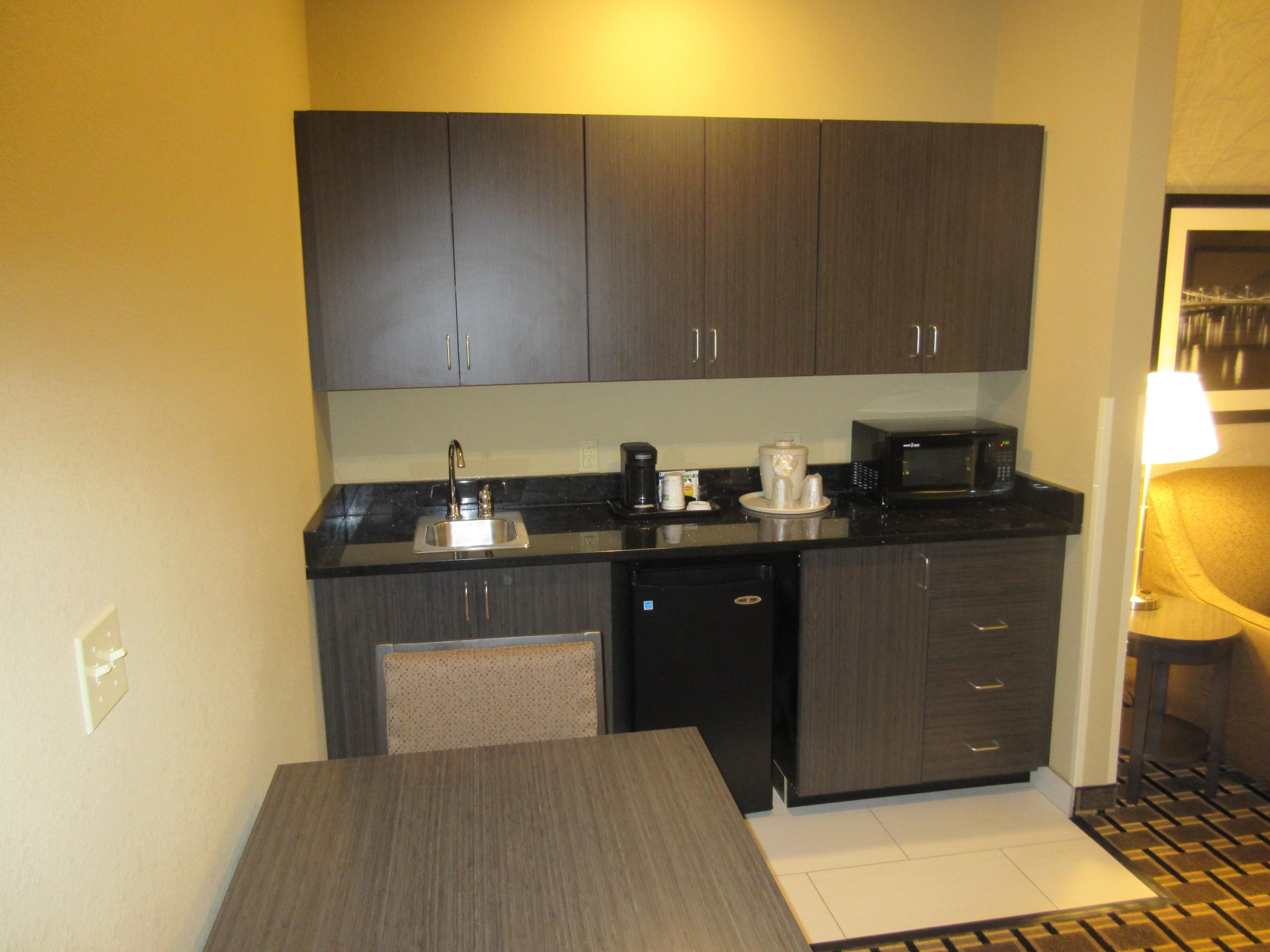 Holiday Inn Express & Suites Butler By Ihg Luaran gambar