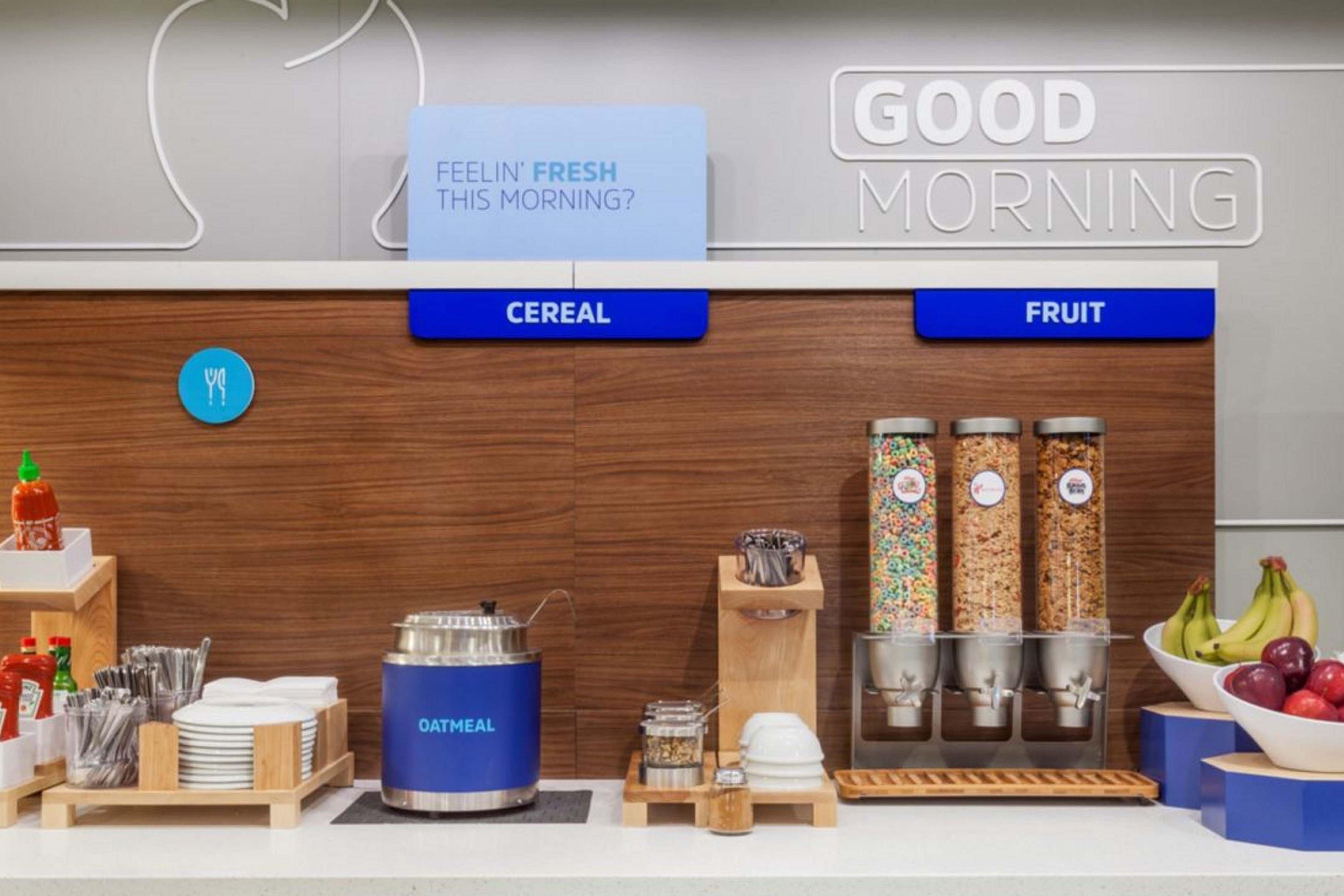 Holiday Inn Express & Suites Butler By Ihg Luaran gambar