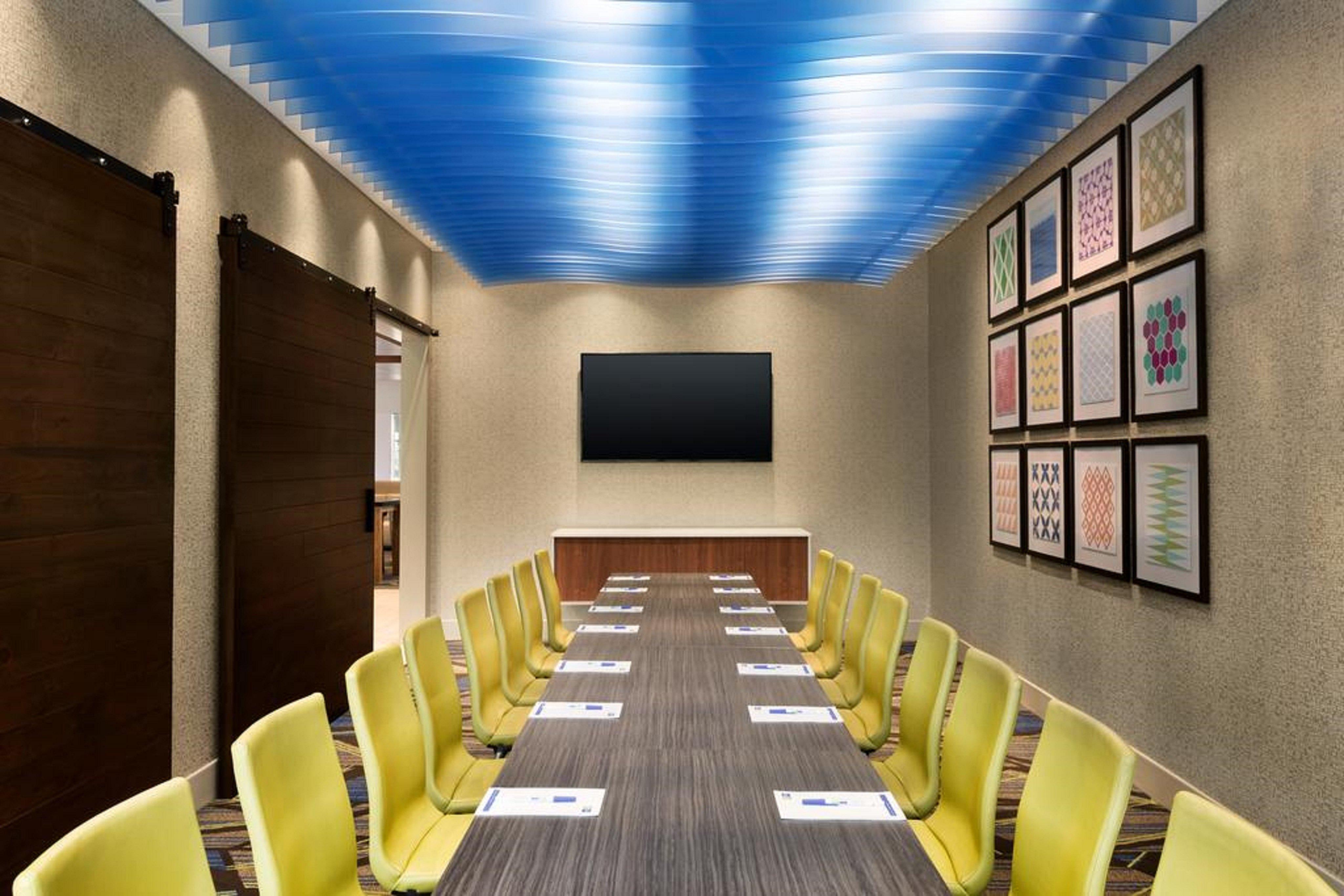 Holiday Inn Express & Suites Butler By Ihg Luaran gambar